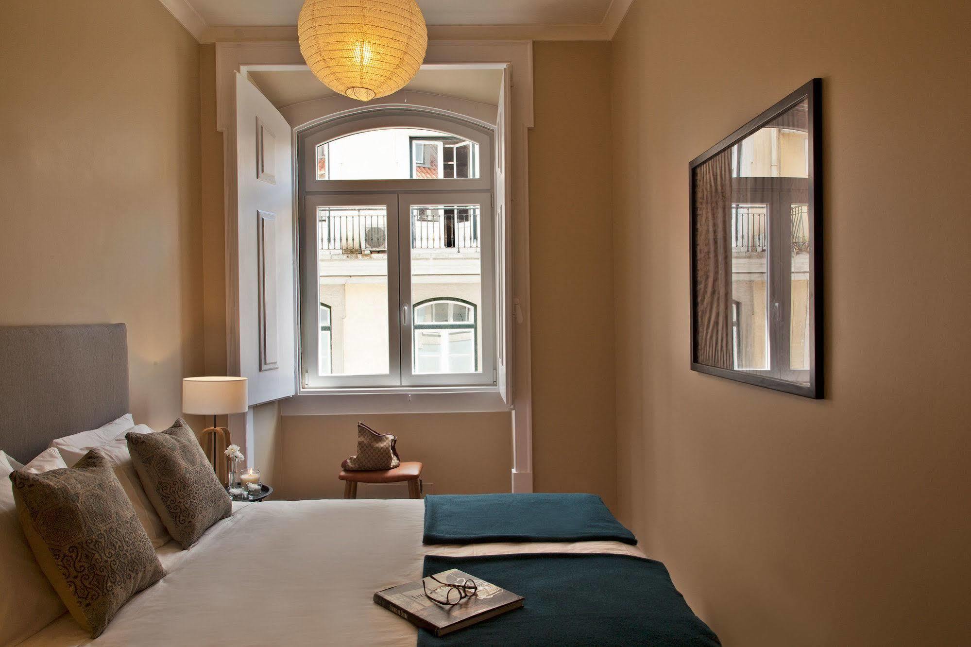 Lisbon Five Stars Apartments Sao Juliao 72 Zewnętrze zdjęcie